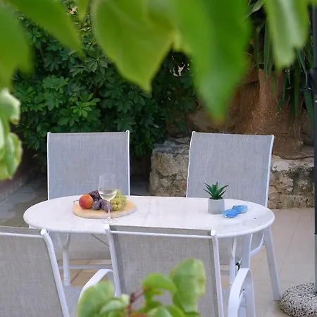 Maria & Manos Guest House, Agios Onoufrios Beach Dış mekan fotoğraf