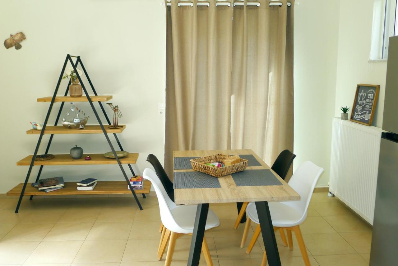 Maria & Manos Guest House, *